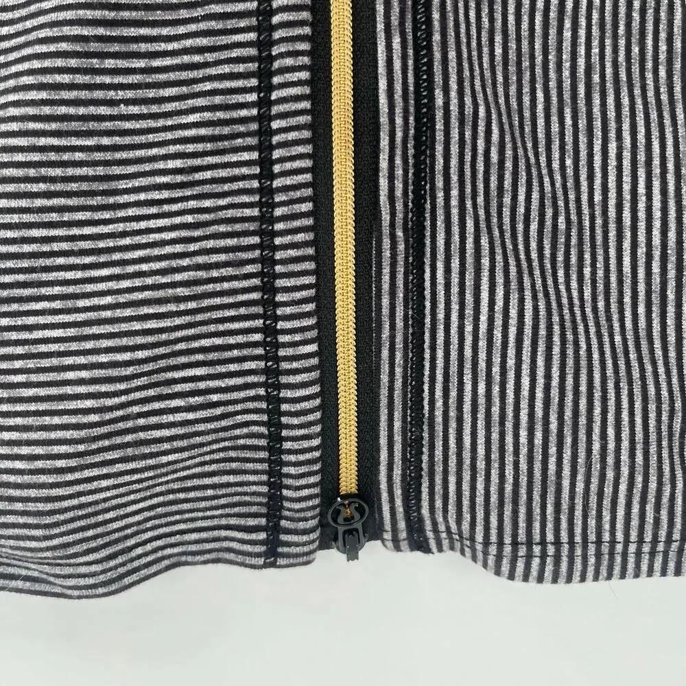 LULULEMON Vinyasa Scarf Wrap Zipper Gold Stripes Black Gray Stretch Multi Way